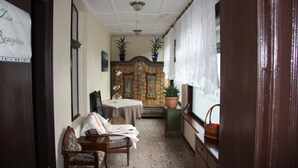 رواق