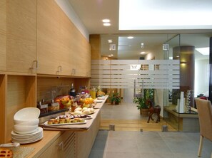 Inbegriffenes Frühstücksbuffet