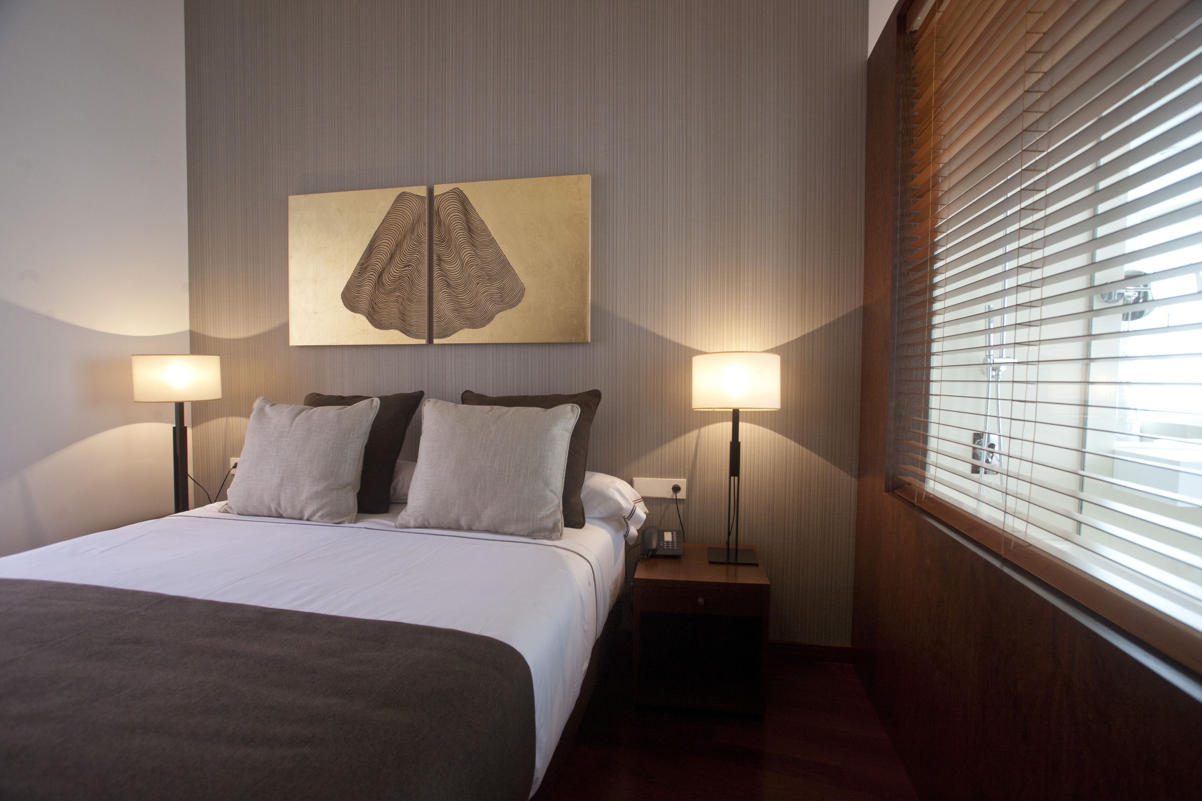 minibar, in-room safe, iron/ironing board, free wifi