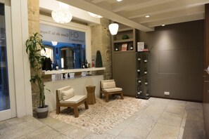 Reception - Hotel Carrís Casa de la Troya (Santiago de Compostela)