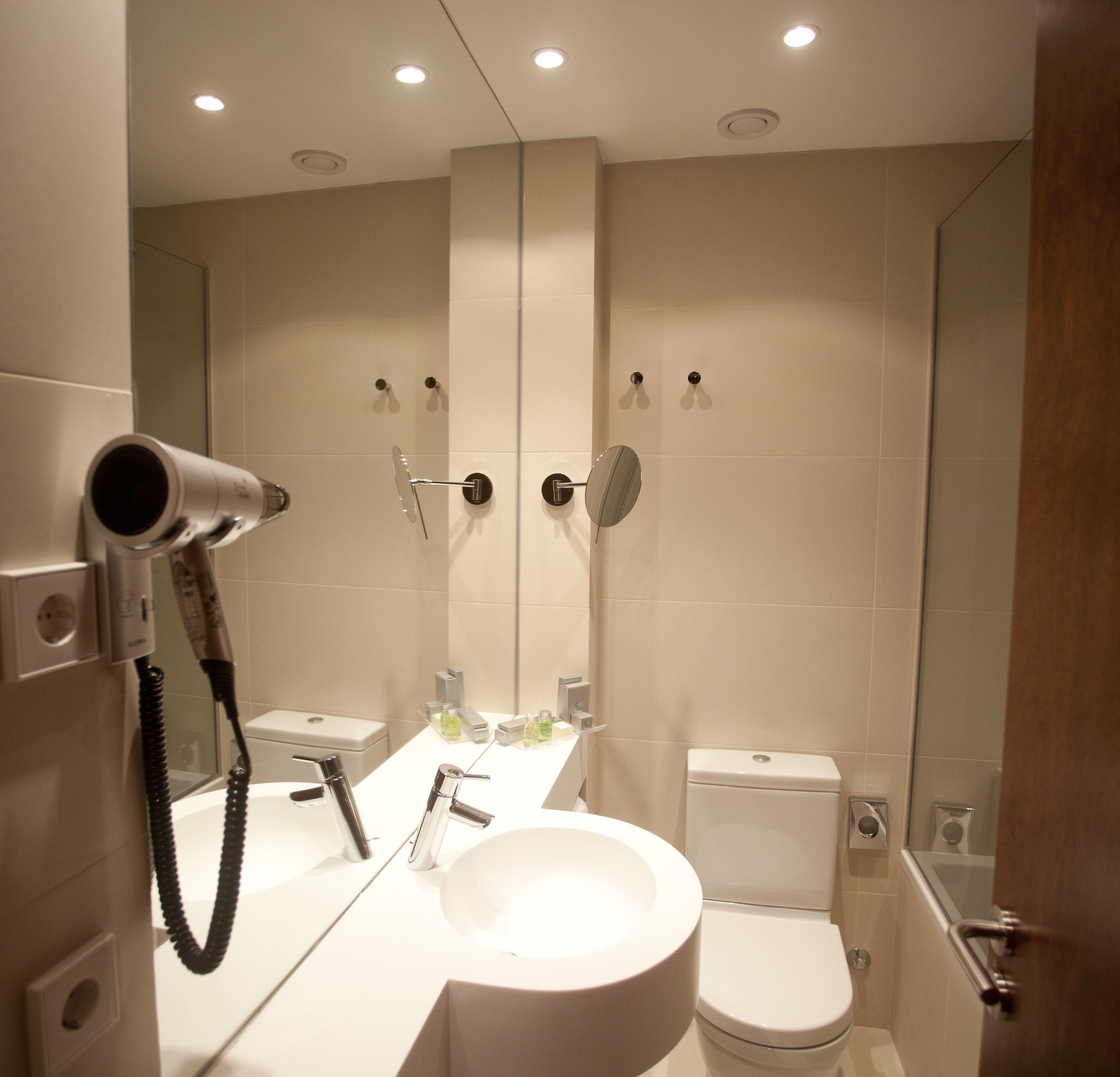 Photo - Carris Casa de la Troya