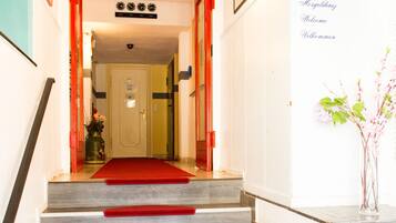 Nội thất lối vào