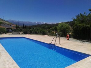 Outdoor pool, pool loungers - Cuevas del Zenete (La Calahorra)