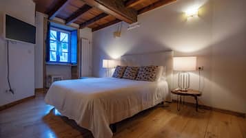 Basic Double Room | Internet, bed sheets