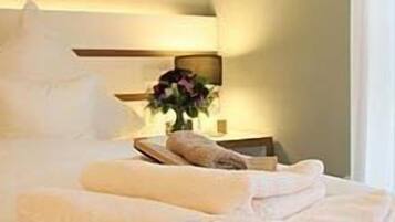 In-room safe, iron/ironing board, cribs/infant beds, rollaway beds