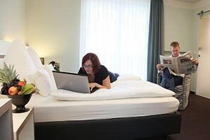 In-room safe, iron/ironing board, cribs/infant beds, rollaway beds - KOCHSBERG (Meinhard)