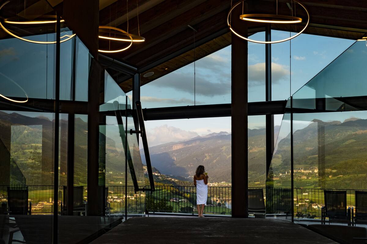 indoor pool, outdoor pool, pool loungers