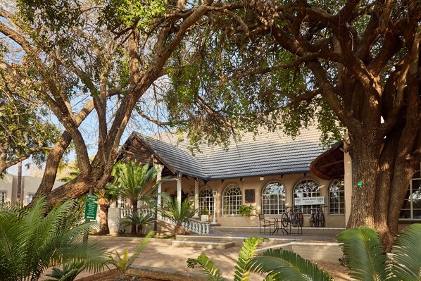 Front of property - First Group Gethlane Lodge (Greater Tubatse)
