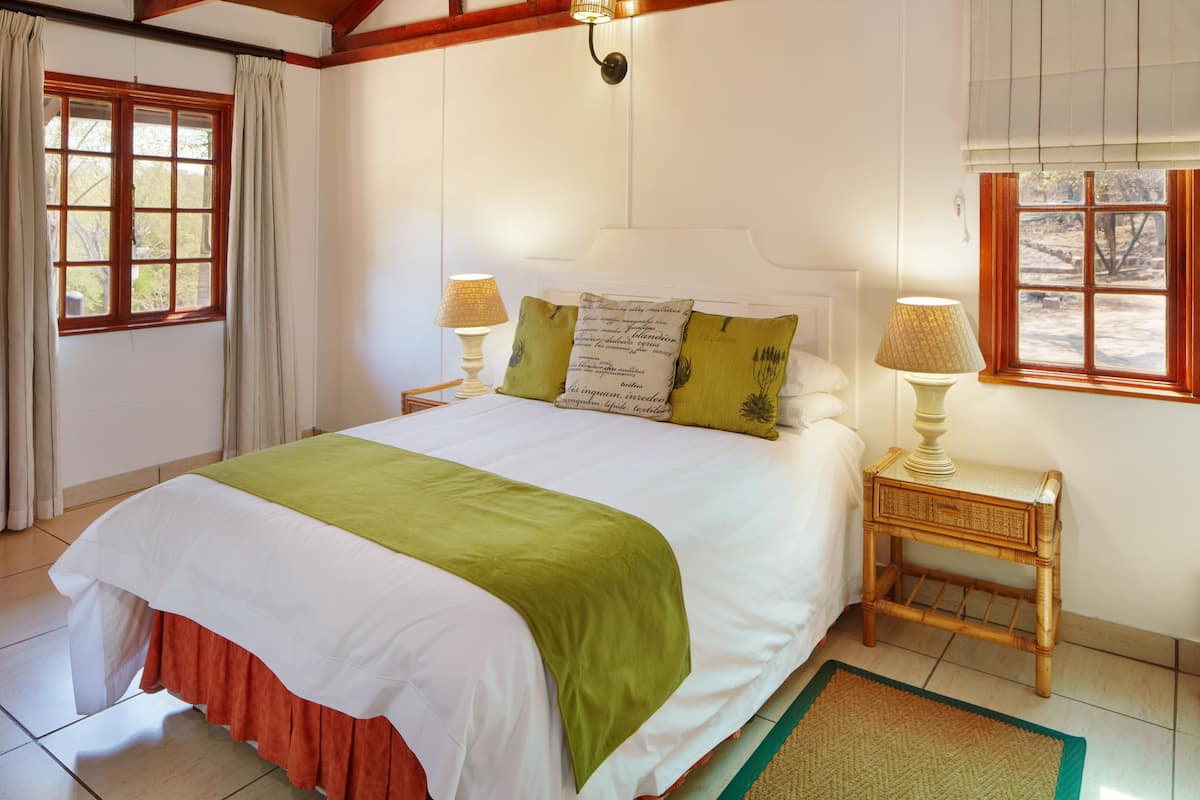 2 Bedroom Superior Chalet | Kameruitzicht