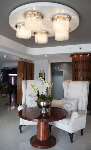 Lobby - First Group The Palace All-Suite (Durban)