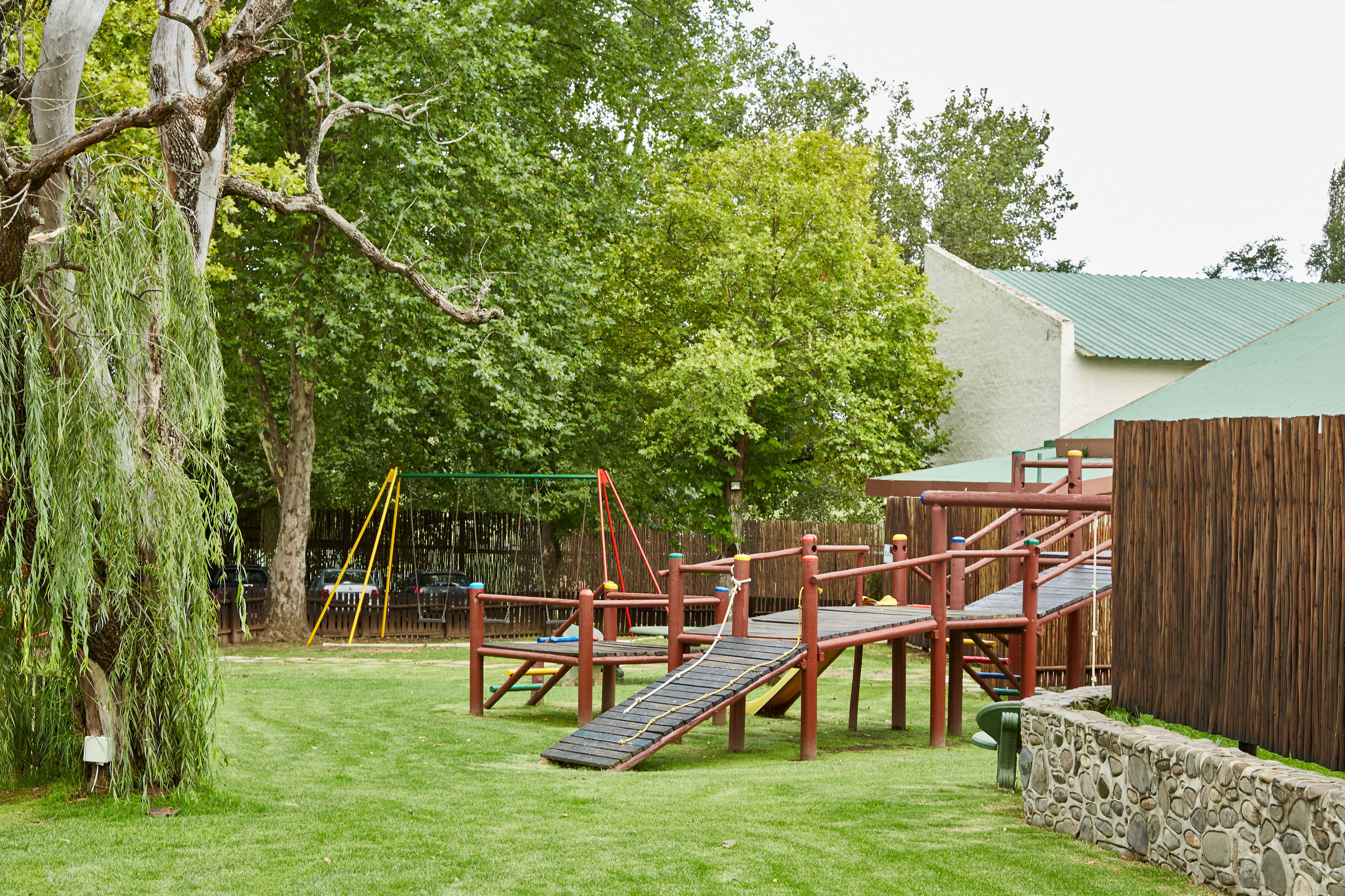 children’s play area – outdoor