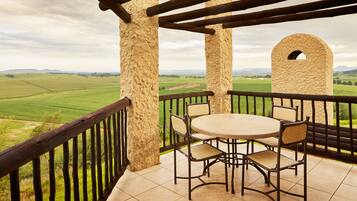 Chalet, 4 Bedrooms | Terrace/patio