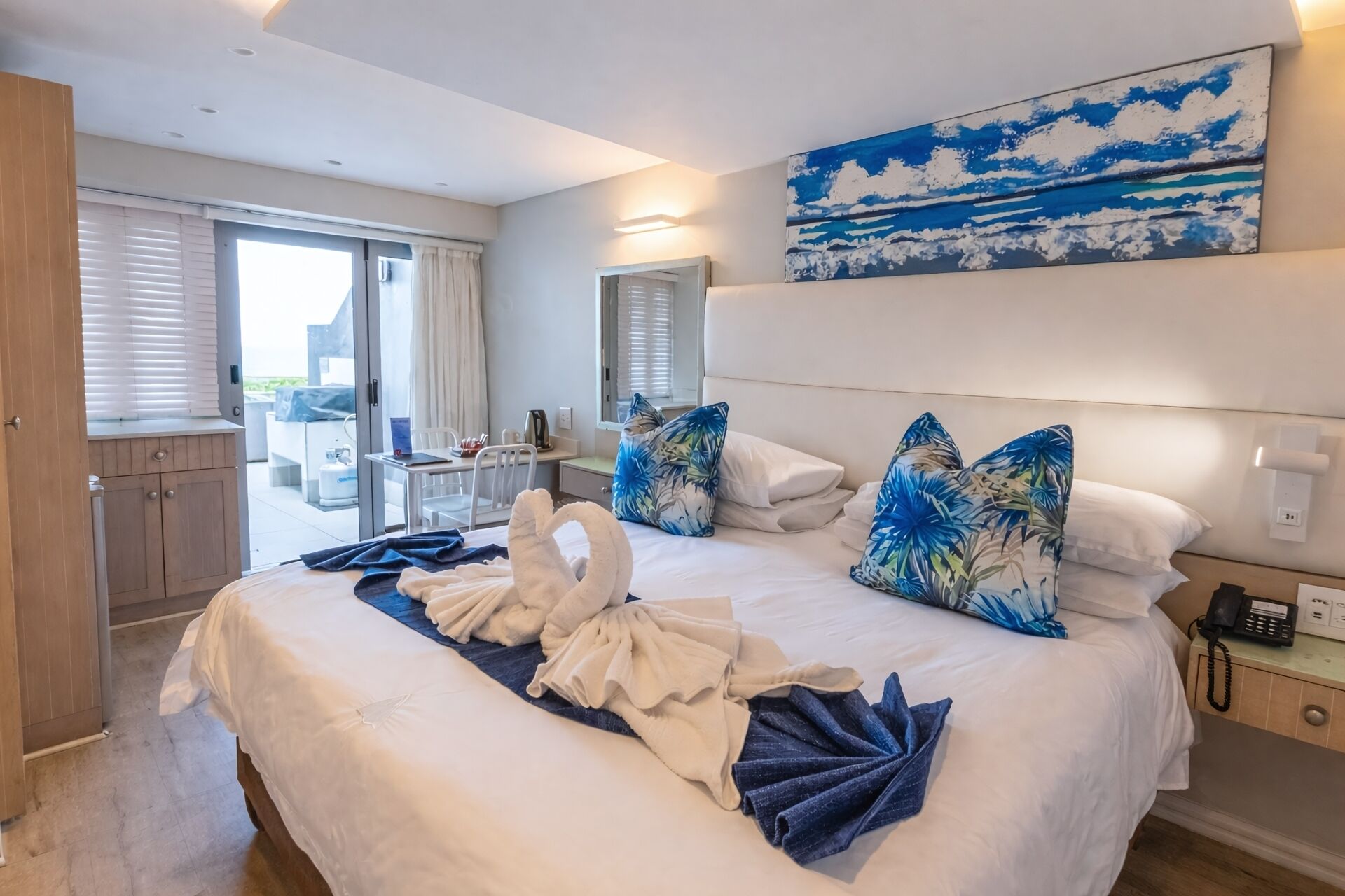 Double Room, 1 Queen Bed, Pets Allowed, Sea View