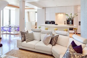 Living room - First Group La Montagne (Ballito)