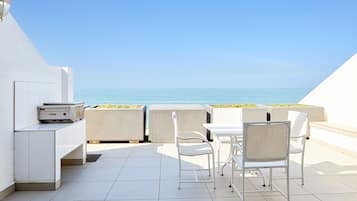 Appartement, 2 slaapkamers, uitzicht op zee | Terras