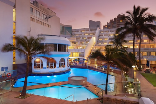 First Group La Montagne