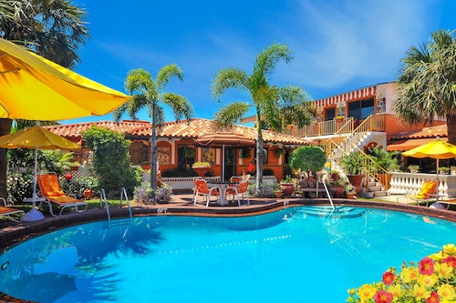 Blue Seas Courtyard