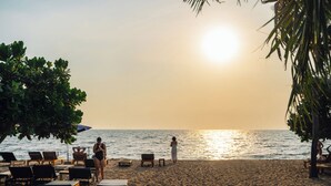 ชายหาด