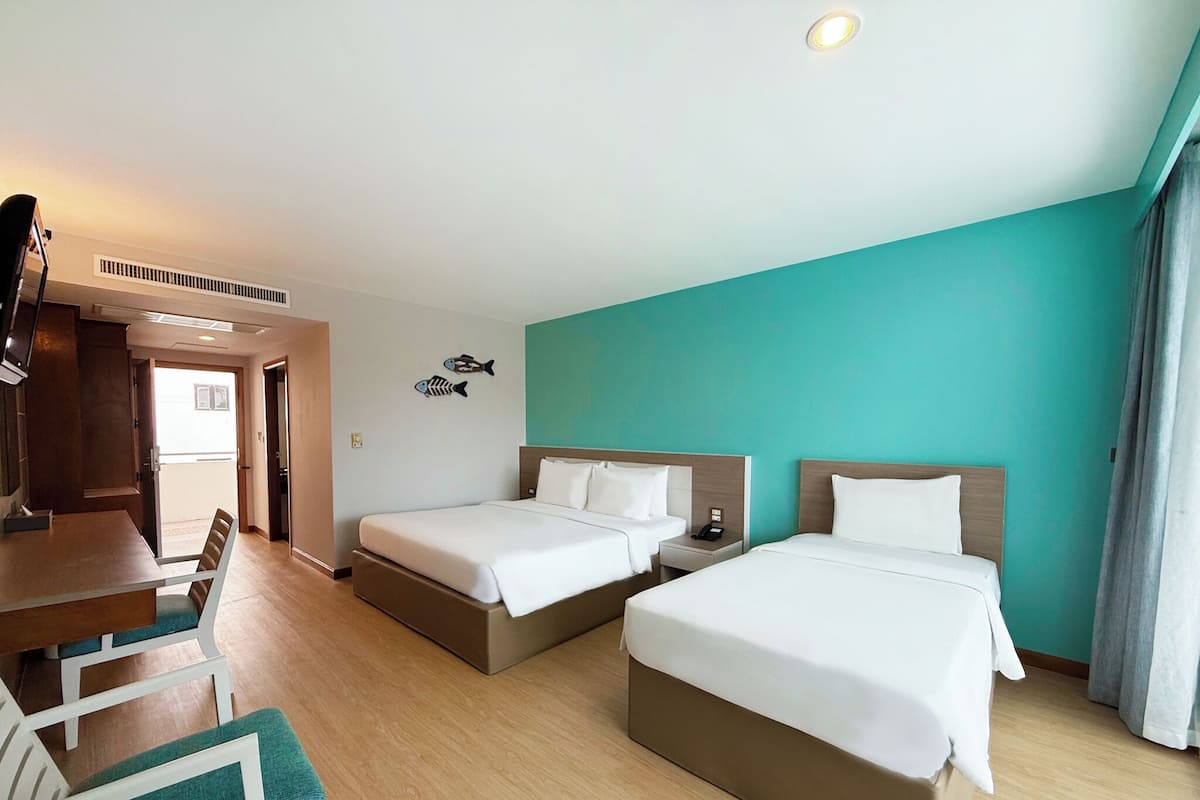 Family Pool View - 1 King and 1 Single | Minibar, in-room safe, desk, blackout drapes