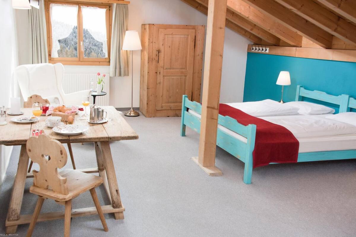 1 bedroom, hypo-allergenic bedding, in-room safe, individually decorated