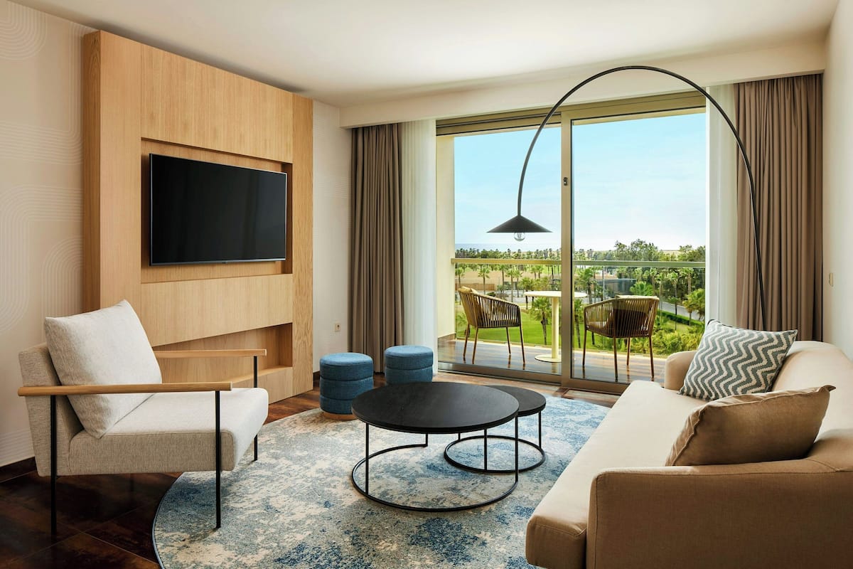 1 bedroom, minibar, in-room safe, laptop workspace