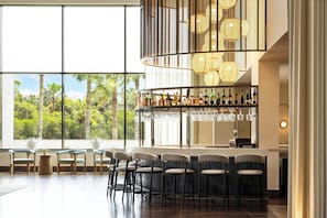 2 Restaurants; FrĂŒhstĂŒck, Mittagessen und Abendessen werden serviert