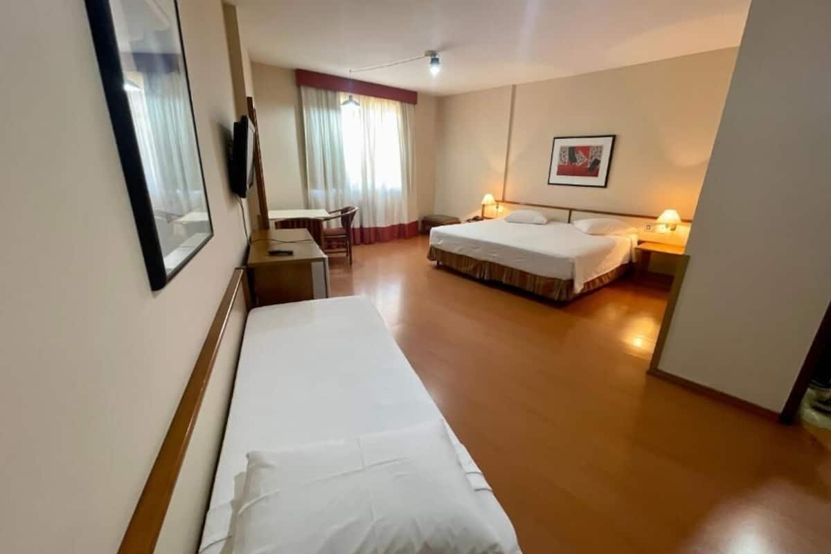 executive double room | 1 bedroom, minibar, in-room safe, desk