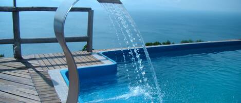 Outdoor pool, an infinity pool