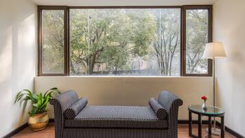 Ensemble douche/baignoire, douche à « effet pluie »