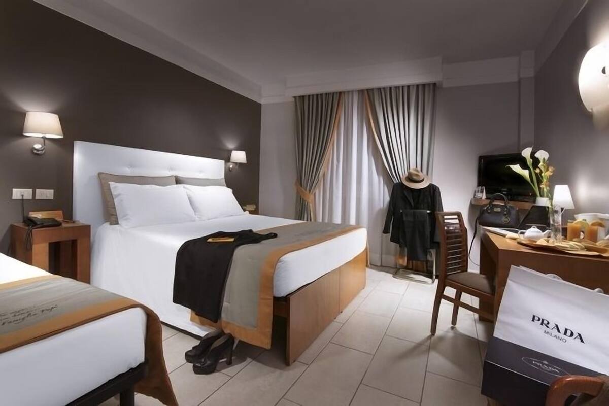 Seprai katun Mesir, seprai premium, isi minibar gratis, dan brankas