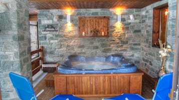 Bain à remous intérieur