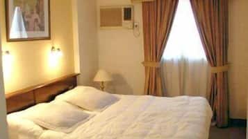 In-room safe, free WiFi