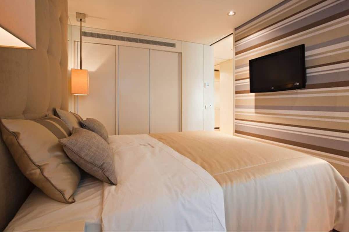 Coffres-forts dans les chambres, bureau, chambres insonorisées