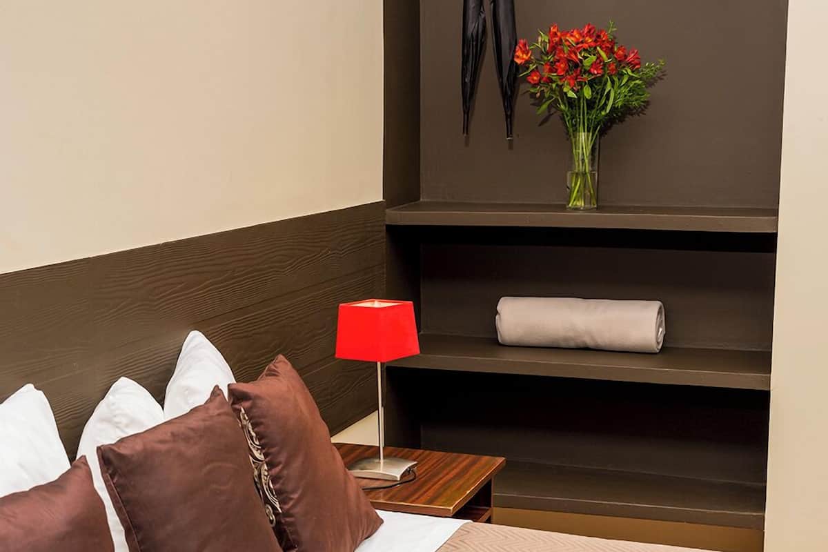 Superior tweepersoonskamer, terras | 1 slaapkamer, luxe beddengoed, een laptopwerkplek