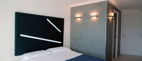 Premium bedding, in-room safe, desk, soundproofing