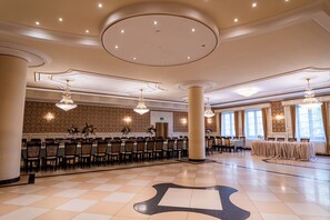 Couples’ dining - Hotel Dworek Tryumf Dąbrowscy Spółka Jawna (gmina Juchnowiec Koscielny)