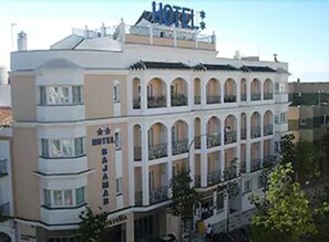 Front of property - Hotel Bajamar (Nerja)