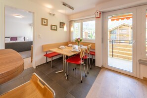 Apartment, 2 Bedrooms | Living area | 50-inch flat-screen TV with digital channels, TV - Haus Sonnheim (Zermatt)