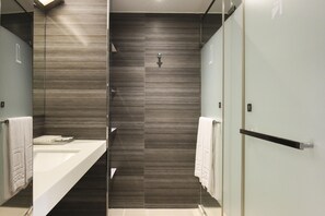 Elite Double Room | Bathroom | Shower, rainfall showerhead, free toiletries, hair dryer - Dandy Hotel Tianmu Branch (Taipei)
