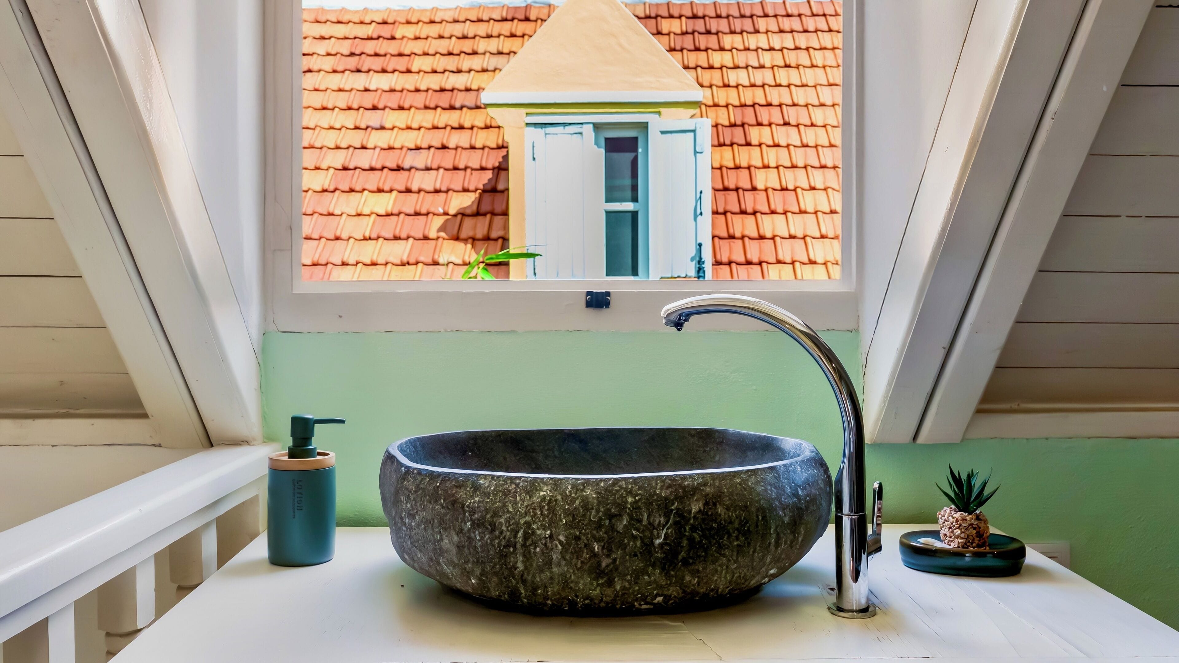 standard room | bathroom | shower, rainfall showerhead, hair dryer, towels