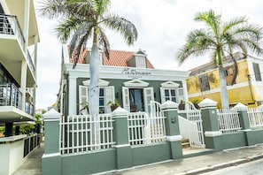Depan hartanah