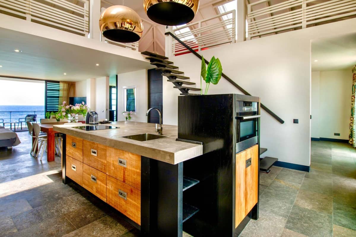 deluxe penthouse | living area