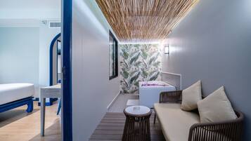 Villa | In-room safe, desk, iron/ironing board, free cots/infant beds