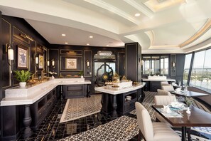 2 bars/lounges, rooftop bar, rooftop bar