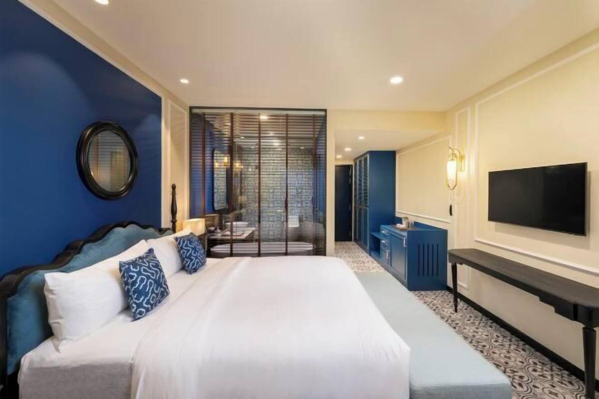 1 bedroom, minibar, in-room safe, desk