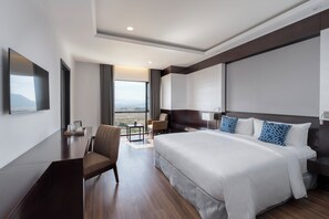 Minibar, caja de seguridad en la habitación, escritorio y wifi gratis