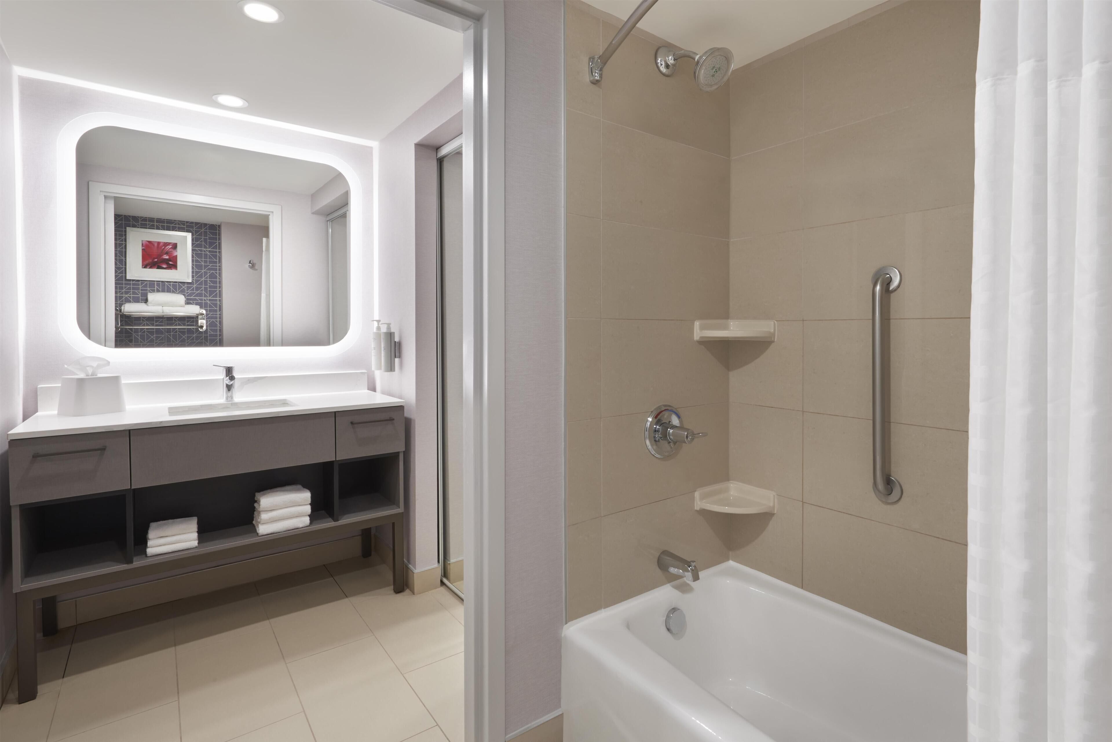Photo - Homewood Suites by Hilton Toronto Vaughan