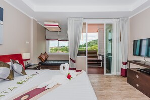 In-room safe, desk, laptop workspace, blackout curtains - Kata Beach Studio (Karon)