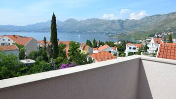 Appartamento, terrazzo, vista mare | Vista balcone