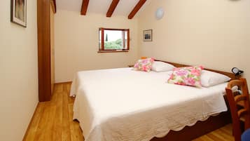 Apartment, Terrace, Sea View | Premium bedding, down duvets, Tempur-Pedic beds, individually furnished